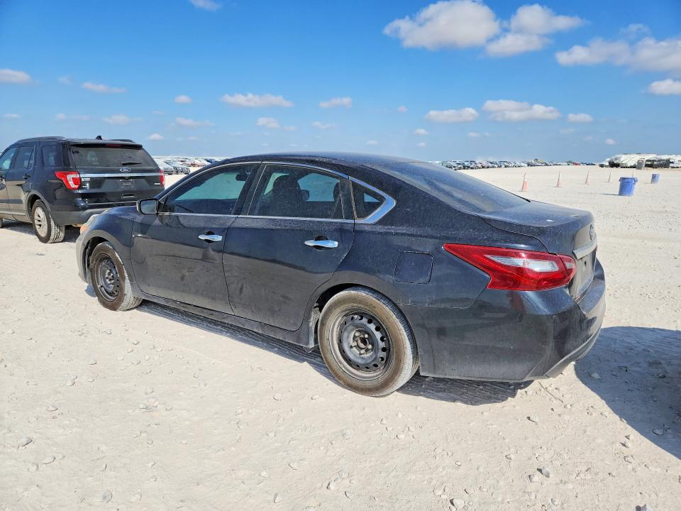 66788866 :رقم المزاد ، 1N4AL3AP9JC108504 vin ، 2018 Nissan Altima مزاد بيع