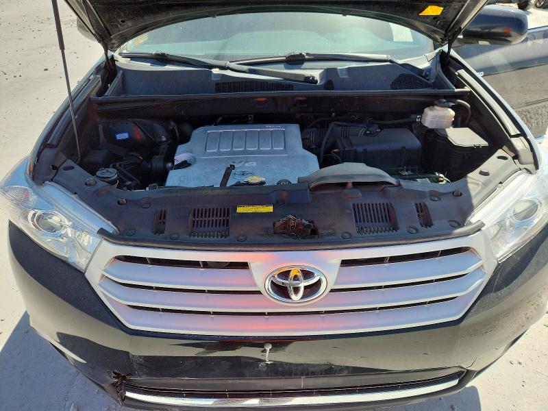 2013 Toyota Highlander მანქანა იყიდება აუქციონზე, vin: 5TDYK3EH8DS133735, აუქციონის ნომერი: 65998916
