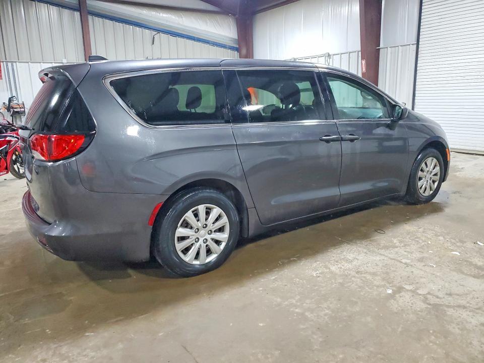 Продажа на аукционе авто 2018 Chrysler Pacifica, vin: 2C4RC1AG9JR104851, номер лота: 65361636