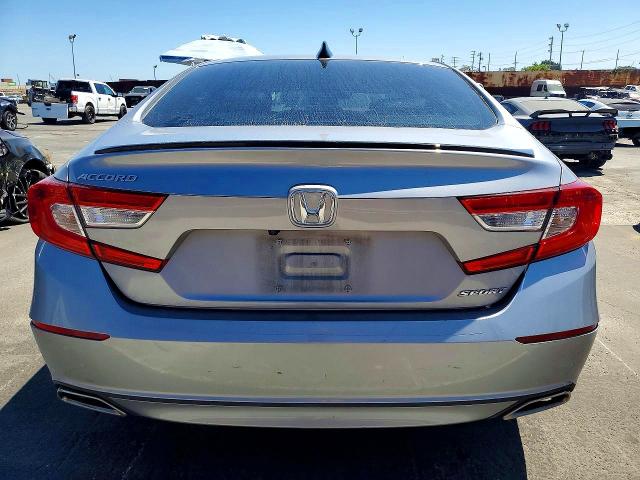 65505916 :رقم المزاد ، 1HGCV1F3XMA072329 vin ، 2021 Honda Accord مزاد بيع