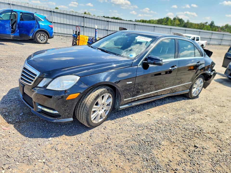 67927586 :رقم المزاد ، WDDHF8JB8CA597533 vin ، 2012 Mercedes-benz E مزاد بيع