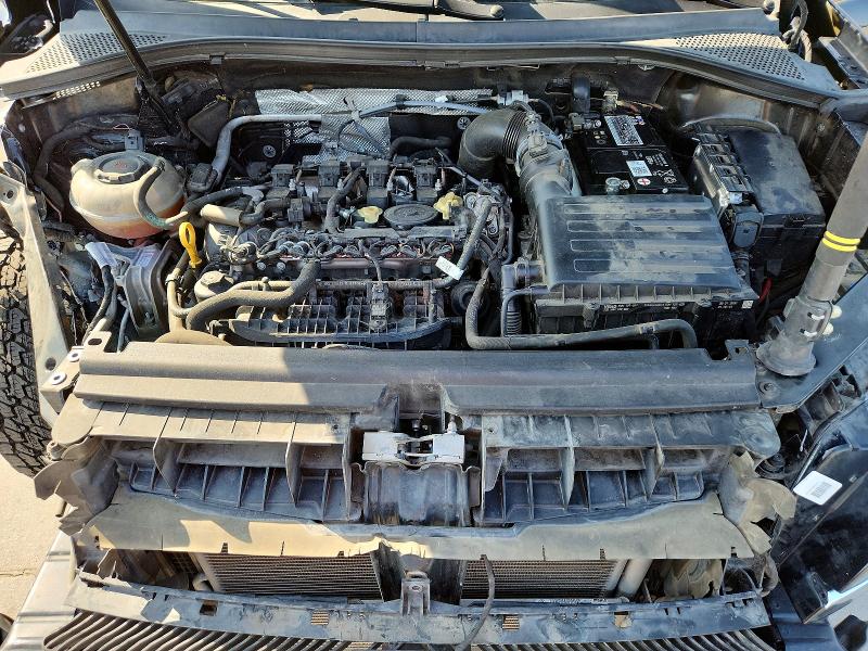 Продажа на аукционе авто 2020 Volkswagen Tiguan, vin: 3VV4B7AXXLM113165, номер лота: 63705936