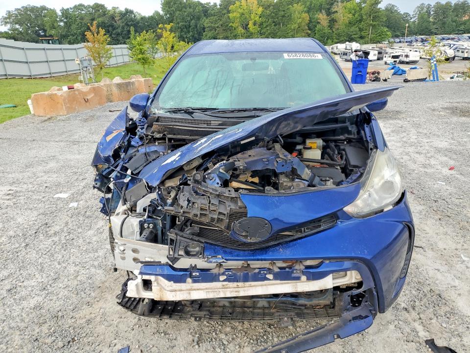 2016 Toyota Prius V მანქანა იყიდება აუქციონზე, vin: JTDZN3EU5GJ044585, აუქციონის ნომერი: 65828086