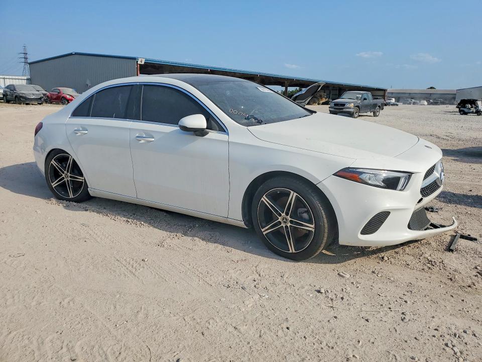 Продажа на аукционе авто 2019 Mercedes-benz A, vin: WDD3G4EBXKW000457, номер лота: 66735996