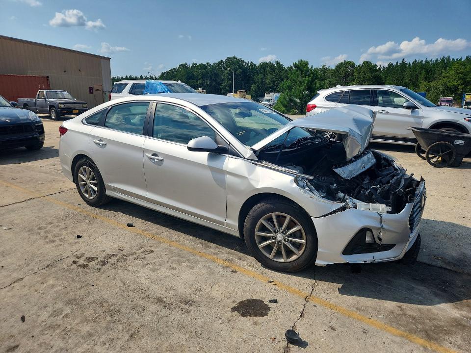 64412106 :رقم المزاد ، 5NPE24AF4JH599239 vin ، 2018 Hyundai Sonata مزاد بيع