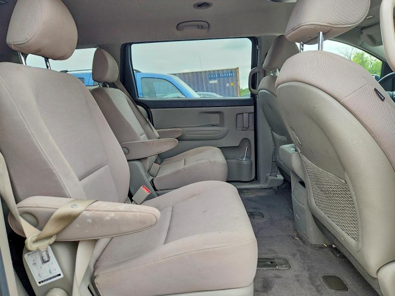 63317306 :رقم المزاد ، KNDMB5C11F6059559 vin ، 2015 Kia Sedona مزاد بيع