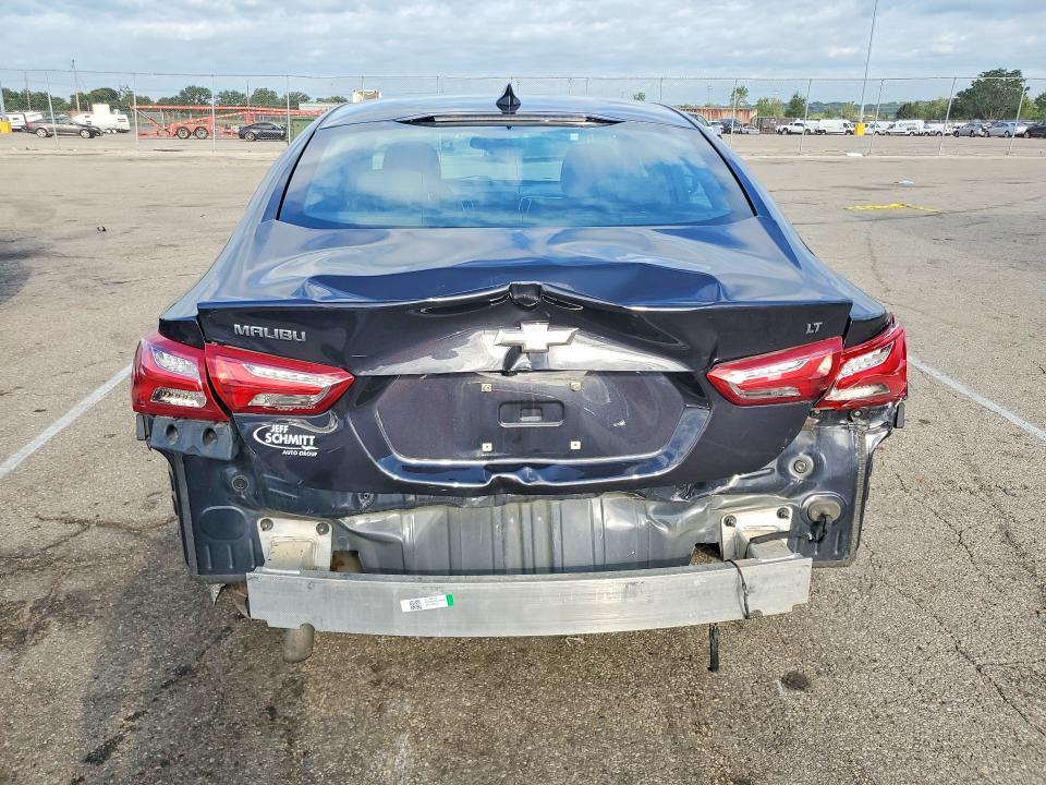 Продажа на аукционе авто 2022 Chevrolet Malibu, vin: 1G1ZD5ST1NF197628, номер лота: 63611246