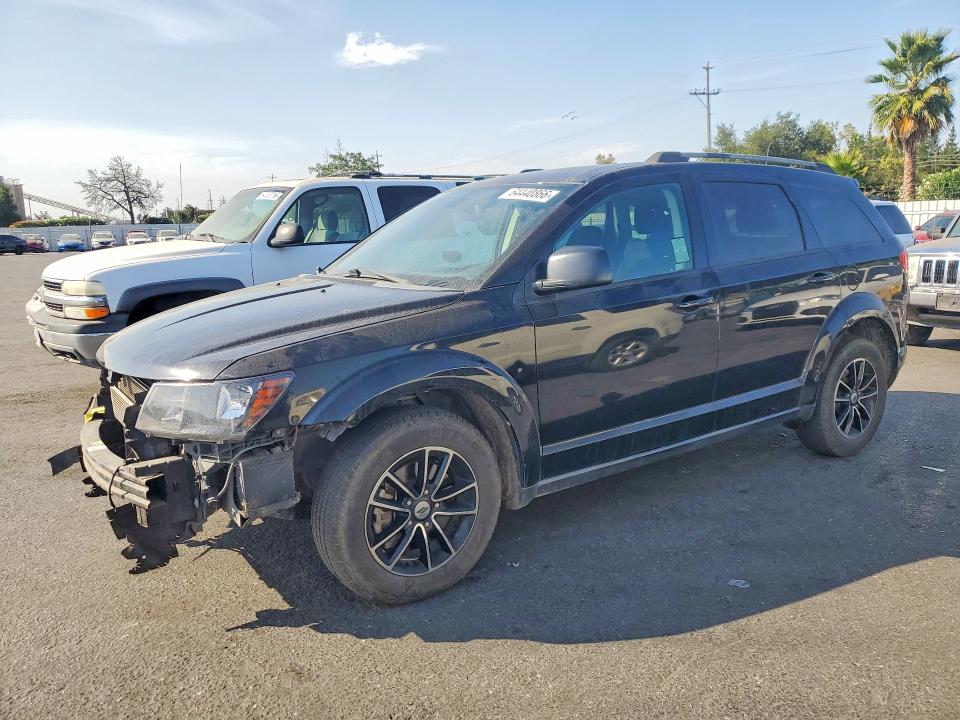 64440866 :رقم المزاد ، 3C4PDCAB4JT429442 vin ، 2018 Dodge Journey مزاد بيع