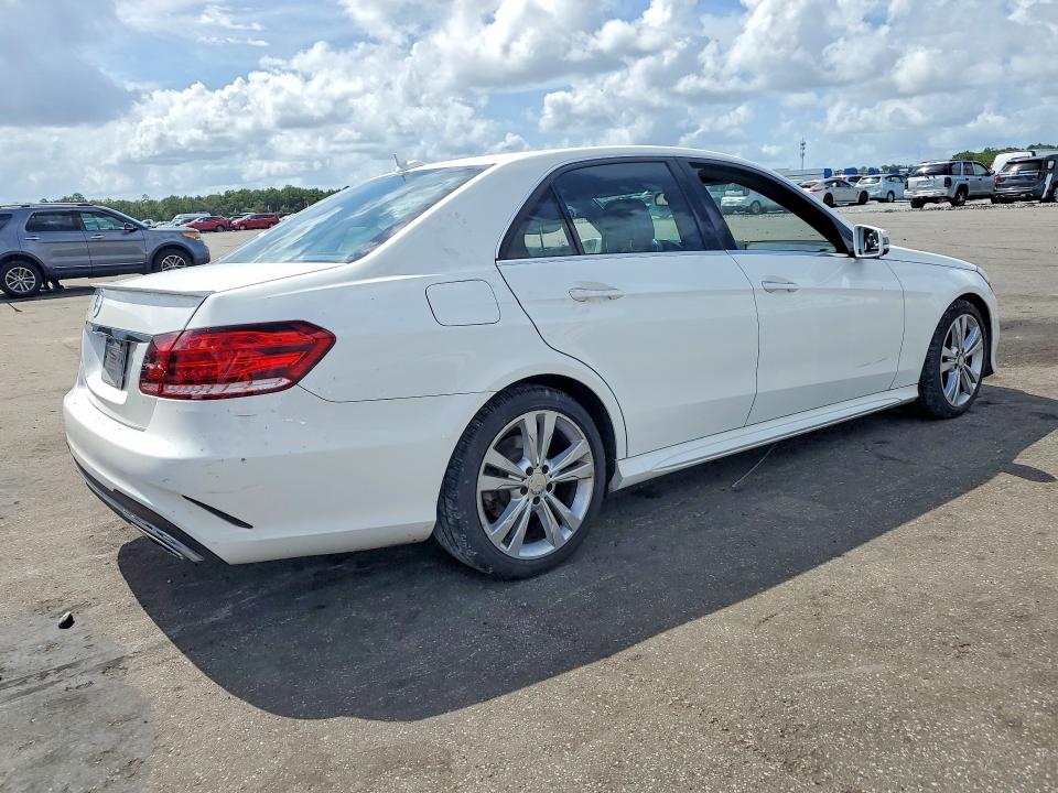 63914926 :رقم المزاد ، WDDHF5KB4EB019195 vin ، 2014 Mercedes-benz E مزاد بيع