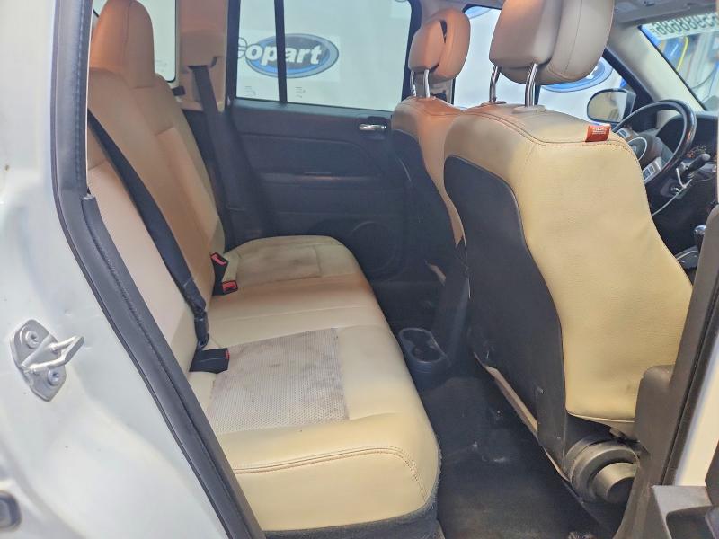2017 Jeep Compass მანქანა იყიდება აუქციონზე, vin: 1C4NJDBB4HD107582, აუქციონის ნომერი: 65988686
