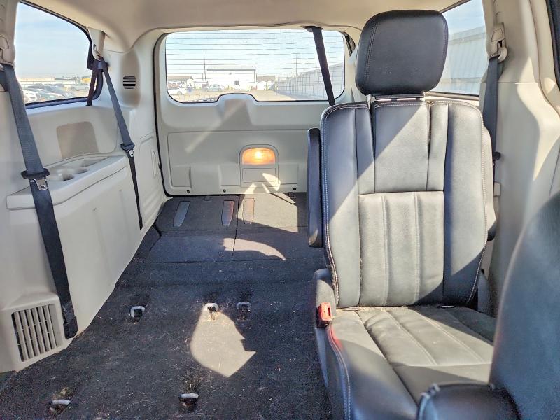 2013 Chrysler Town & Country მანქანა იყიდება აუქციონზე, vin: 2C4RC1BG7DR674608, აუქციონის ნომერი: 67195956