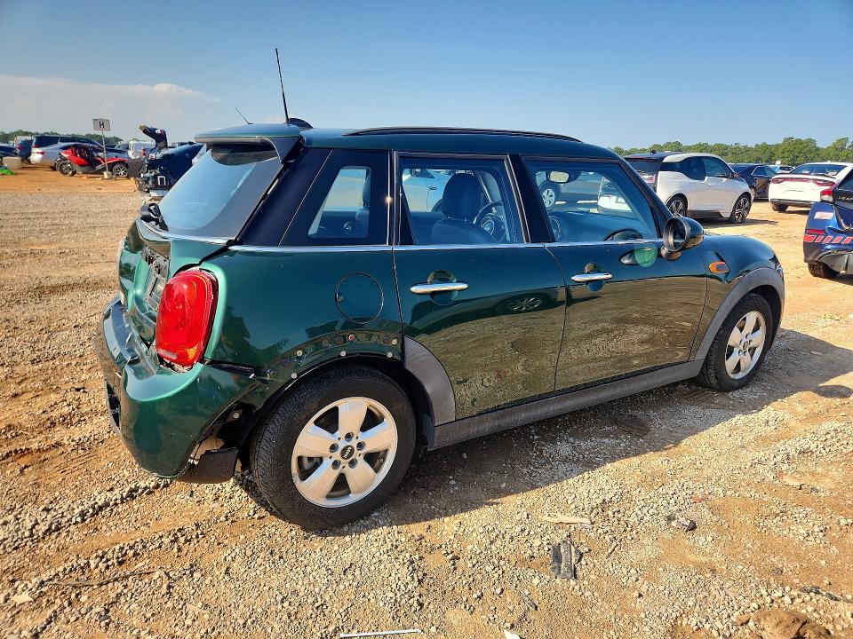 65690716 :رقم المزاد ، WMWXU1C51G2D12844 vin ، 2016 Mini Cooper 2 مزاد بيع