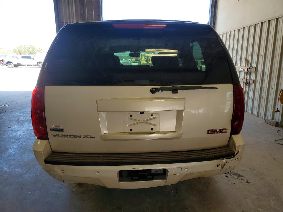 64367006 :رقم المزاد ، 1GKS1LE06CR101080 vin ، 2012 Gmc Yukon Xl مزاد بيع