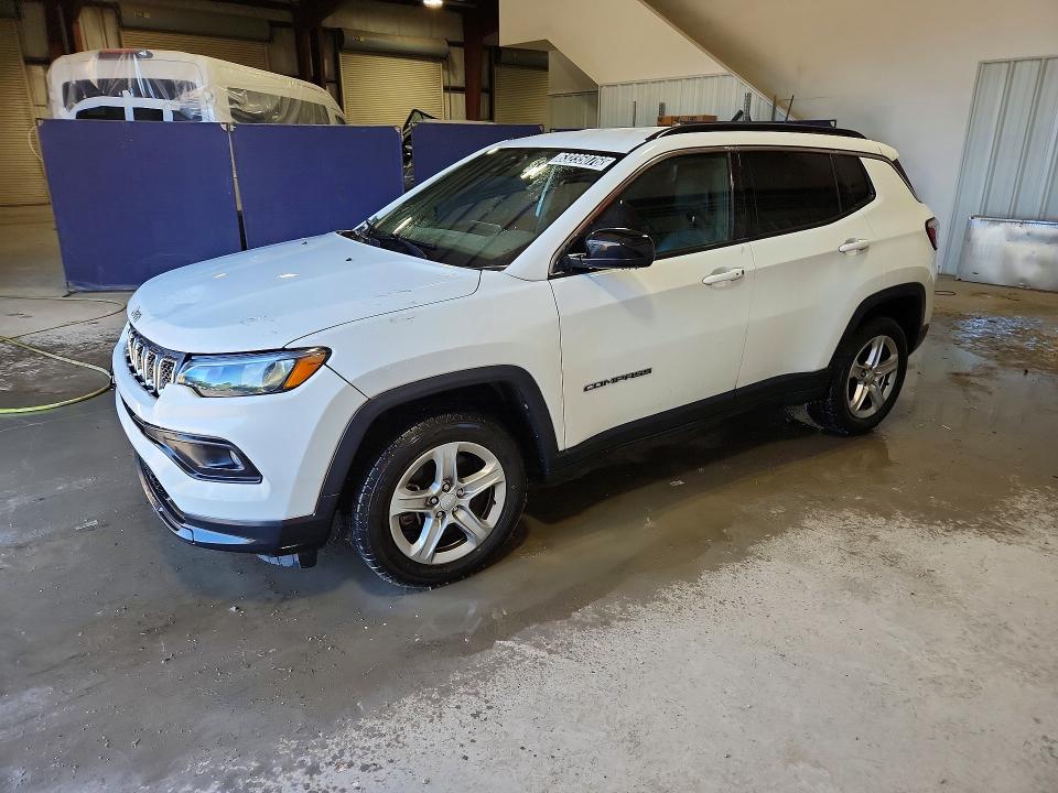 63235076 :رقم المزاد ، 3C4NJDBN7PT523001 vin ، 2023 Jeep Compass مزاد بيع