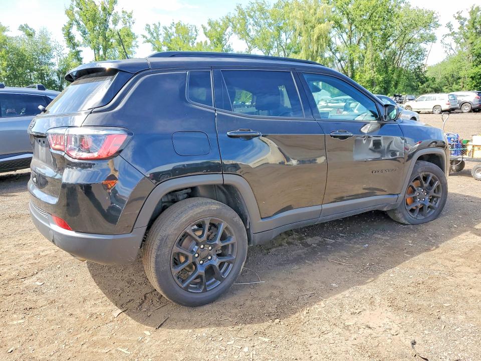 Продажа на аукционе авто 2022 Jeep Compass, vin: 3C4NJDBB6NT226689, номер лота: 63948196