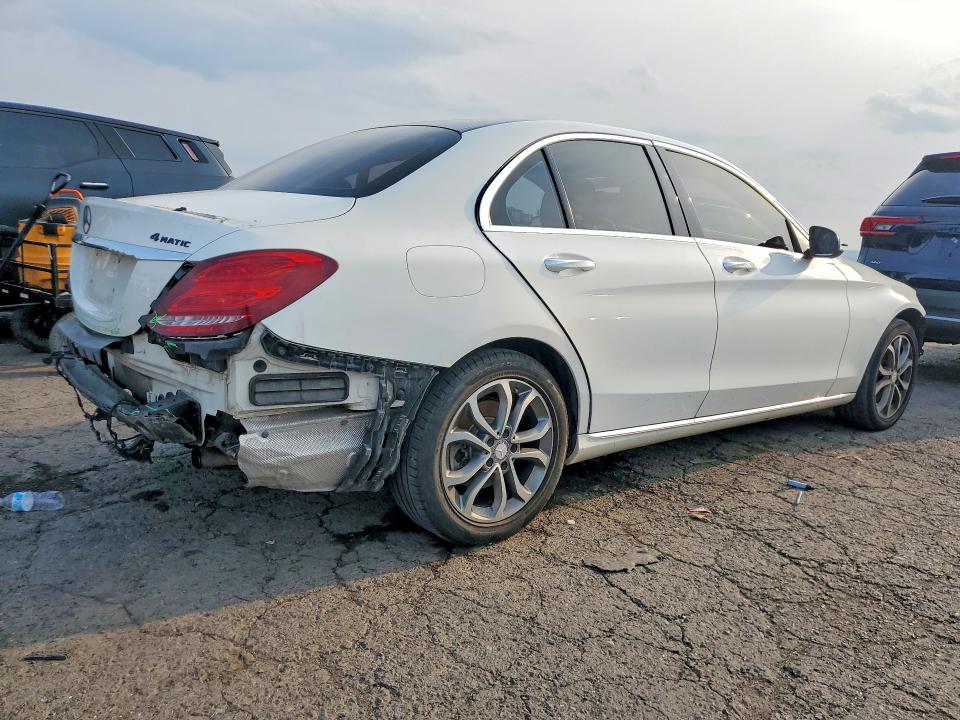 65091866 :رقم المزاد ، 55SWF4KB9FU013983 vin ، 2015 Mercedes-benz C مزاد بيع