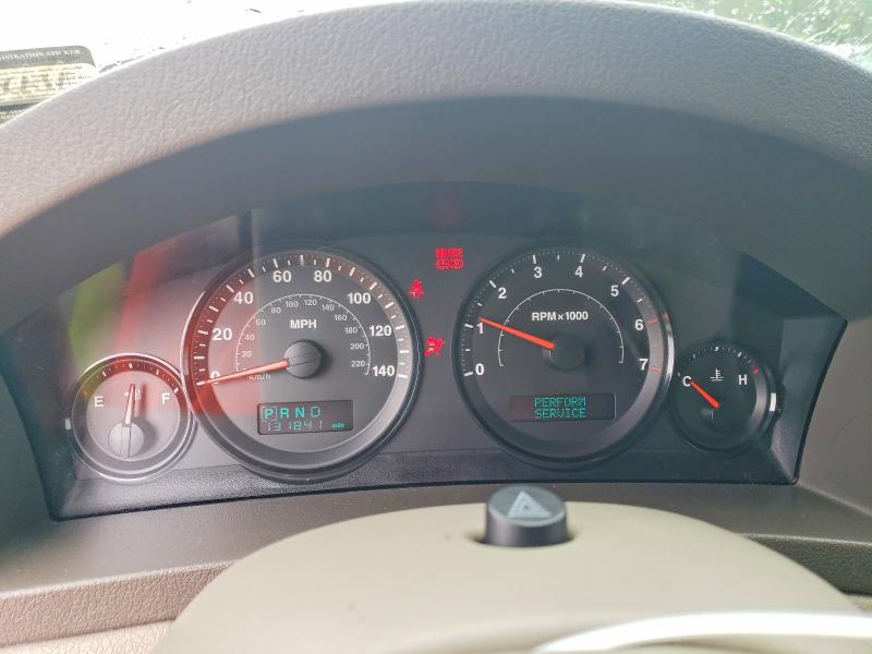 2005 Jeep Grand Cherokee მანქანა იყიდება აუქციონზე, vin: 1J4GR48K55C674937, აუქციონის ნომერი: 62659046