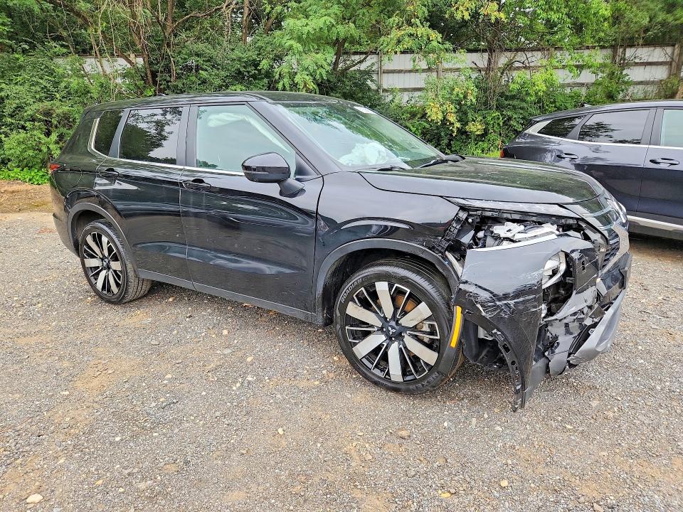 65007566 :رقم المزاد ، JA4J4VA89SZ042136 vin ، 2025 Mitsubishi Outlander مزاد بيع