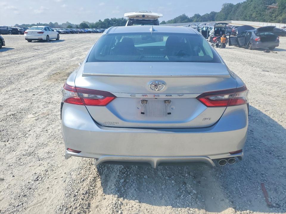 2021 Toyota Camry მანქანა იყიდება აუქციონზე, vin: 4T1G11AK3MU595762, აუქციონის ნომერი: 66628266