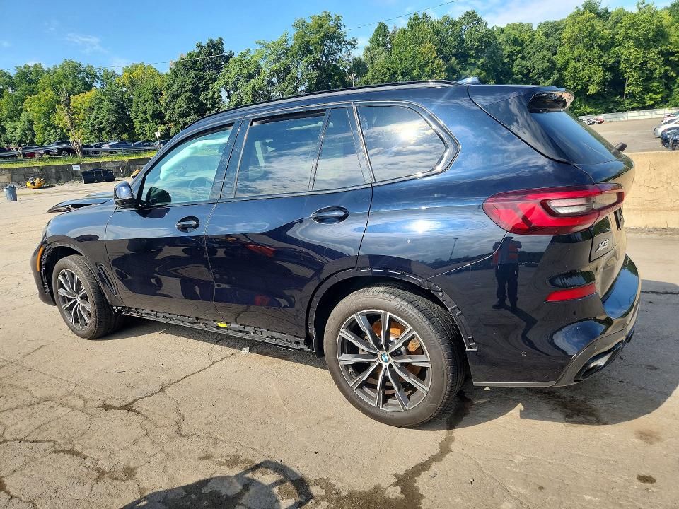 65379486 :رقم المزاد ، 5UXCR6C00M9G29732 vin ، 2021 Bmw X5 مزاد بيع