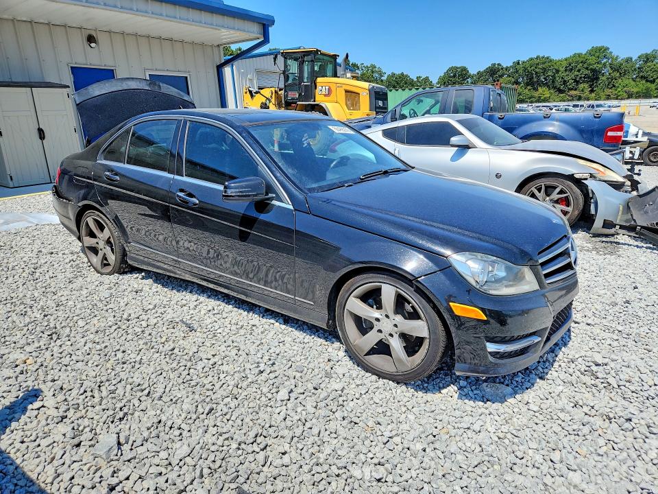 Продаж на аукціоні авто 2014 Mercedes-benz C, vin: WDDGF4HBXEA965093, номер лоту: 66466976