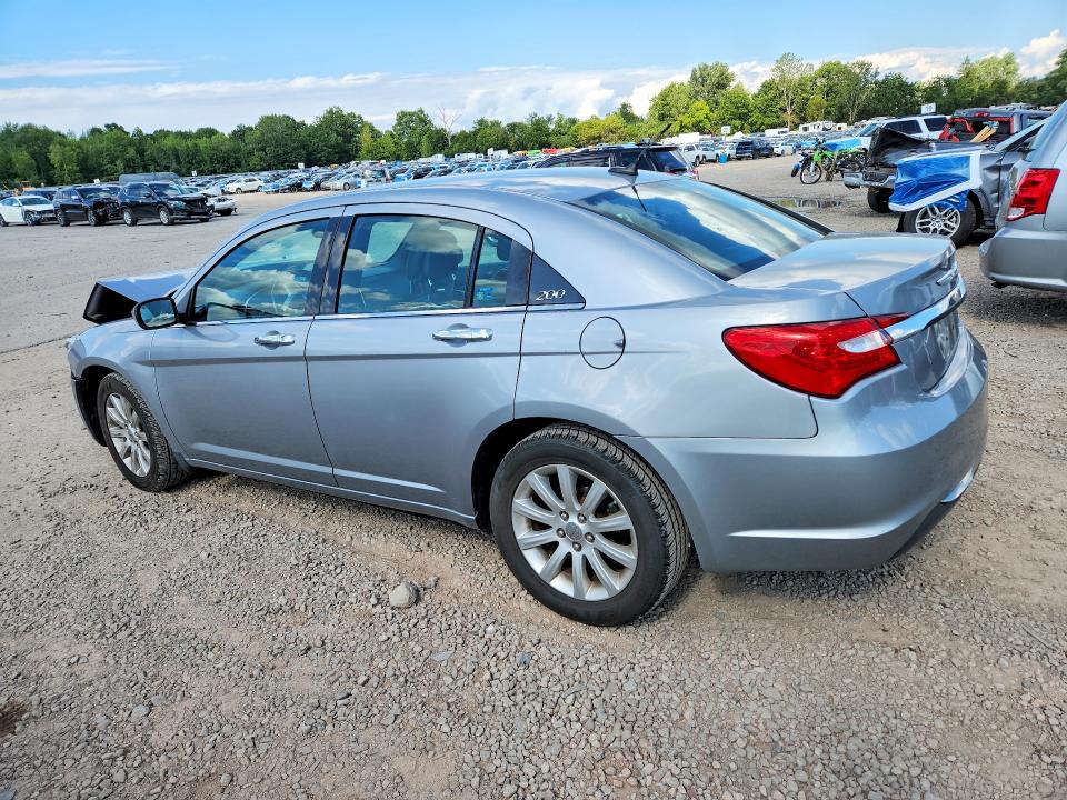 Продажа на аукционе авто 2014 Chrysler 200, vin: 1C3CCBCG2EN156788, номер лота: 65184386