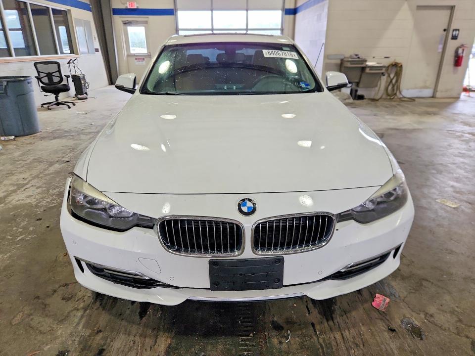 64067816 :رقم المزاد ، WBA3A5G50FNS85512 vin ، 2015 Bmw 328 مزاد بيع