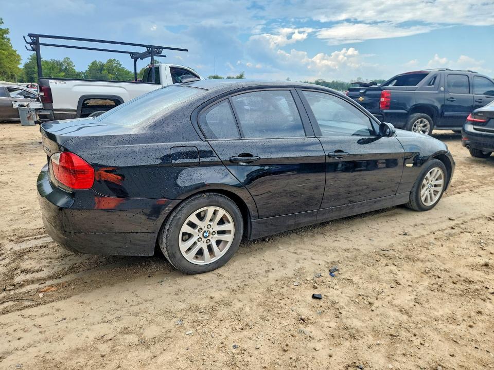66779306 :رقم المزاد ، WBAVC73577KP33610 vin ، 2007 Bmw 328 مزاد بيع