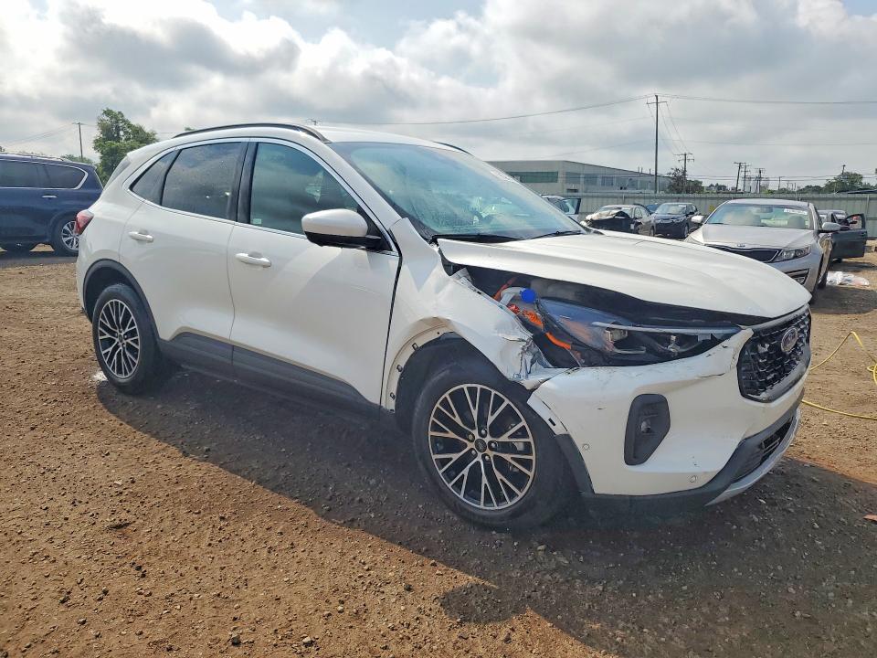 63624146 :رقم المزاد ، 1FMCU0E10PUA67568 vin ، 2023 Ford Escape مزاد بيع