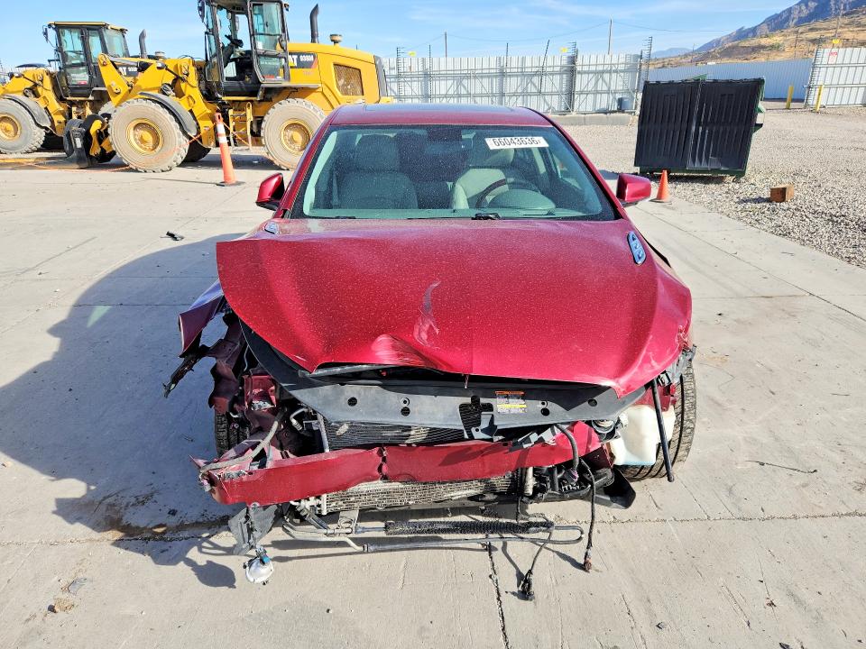 66043636 :رقم المزاد ، 1G4GD5GGXAF270611 vin ، 2010 Buick Lacrosse مزاد بيع