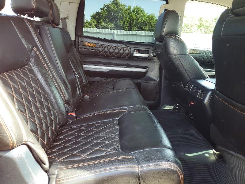 Auction sale of the 2018 Toyota Tundra, vin: 5TFDW5F11JX761965, lot number: 65352936