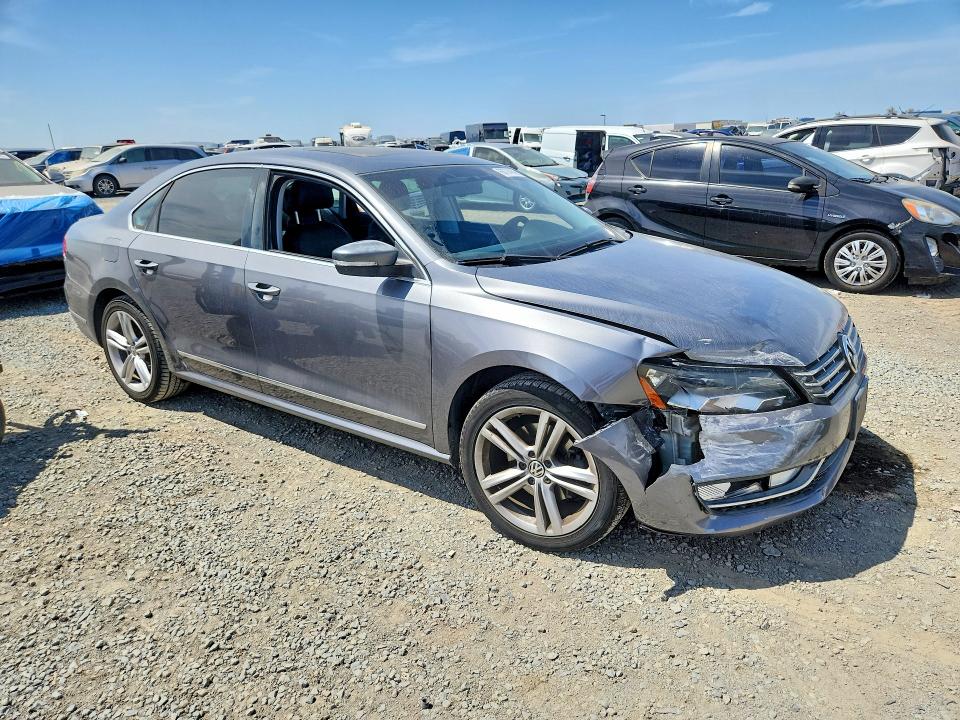 2012 Volkswagen Passat მანქანა იყიდება აუქციონზე, vin: 1VWCM7A38CC104898, აუქციონის ნომერი: 66774146