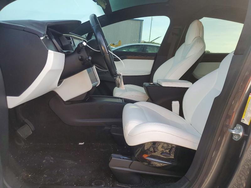 Продажа на аукционе авто 2017 Tesla Model X, vin: 5YJXCBE26HF043606, номер лота: 64428726
