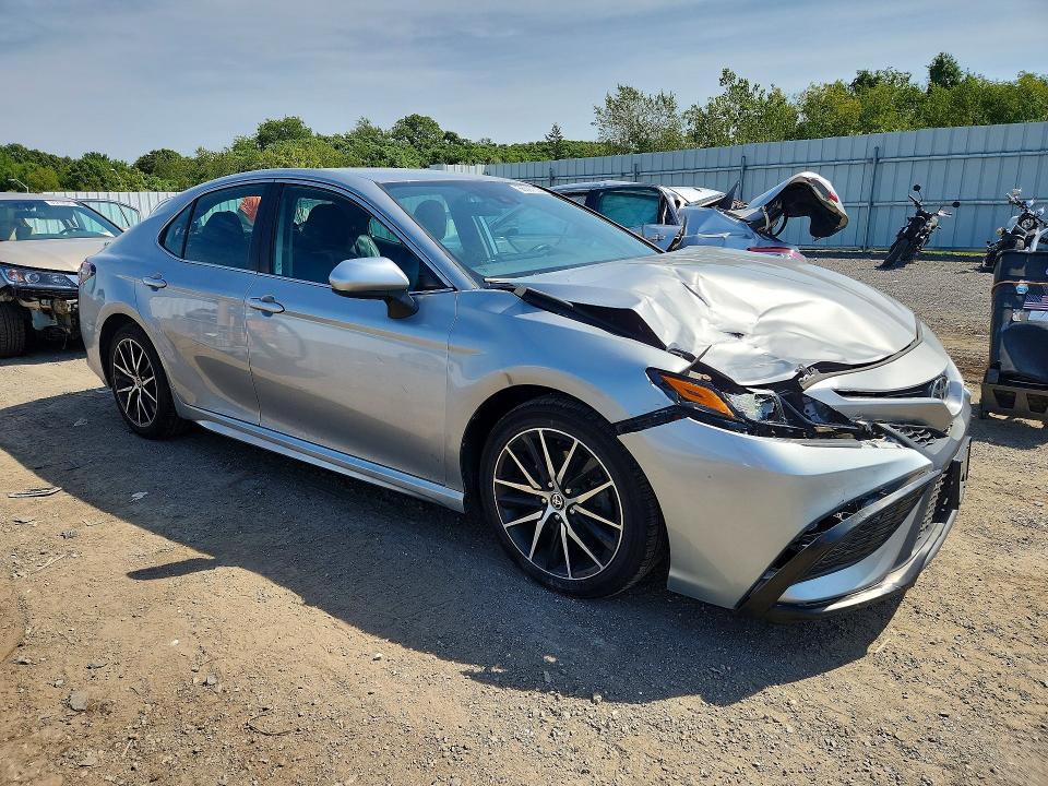 Продаж на аукціоні авто 2021 Toyota Camry, vin: 4T1G11AK4MU524330, номер лоту: 66097506