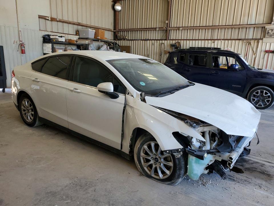 65862576 :رقم المزاد ، 3FA6P0G72GR132962 vin ، 2016 Ford Fusion مزاد بيع