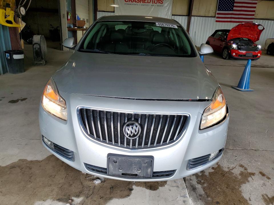 65670276 :رقم المزاد ، 2G4GN5EC4B9185495 vin ، 2011 Buick Regal مزاد بيع