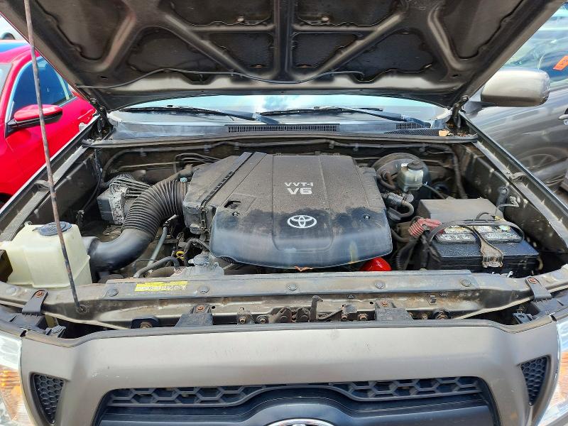 63569956 :رقم المزاد ، 3TMJU4GNXBM110345 vin ، 2011 Toyota Tacoma مزاد بيع