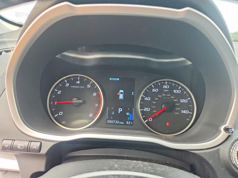 63616396 :رقم المزاد ، JA4AT5AA4JZ046633 vin ، 2018 Mitsubishi Eclipse Cross مزاد بيع