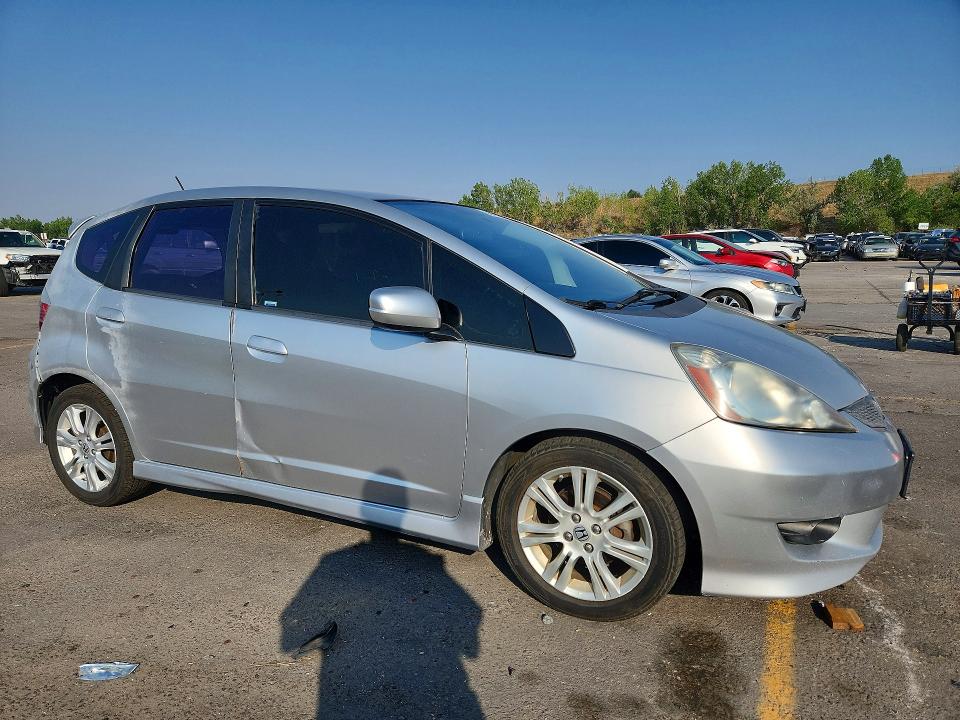 64035926 :رقم المزاد ، JHMGE8H68BC006636 vin ، 2011 Honda Fit مزاد بيع