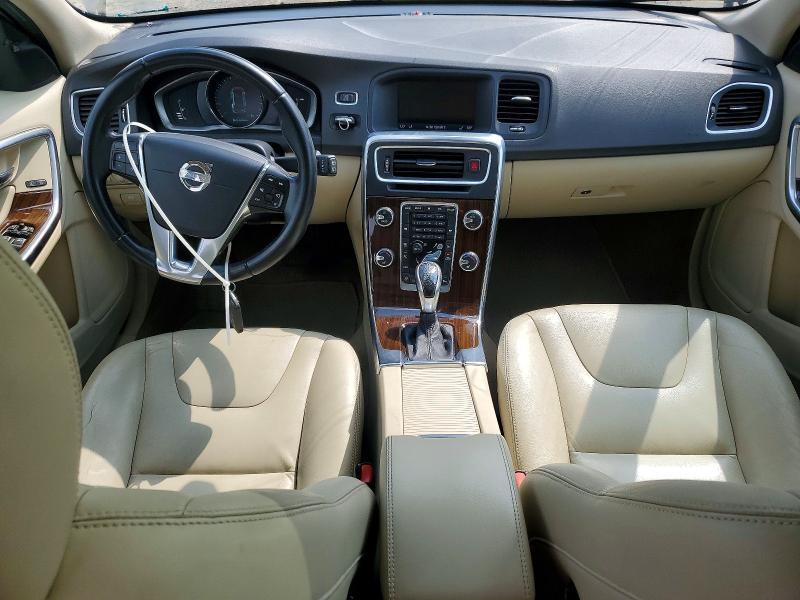 65322606 :رقم المزاد ، YV1612SC0F1189076 vin ، 2015 Volvo V60 مزاد بيع