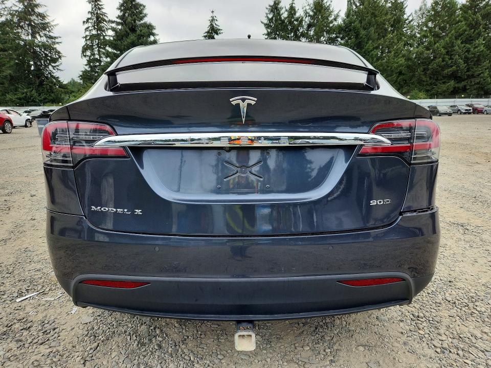 Продажа на аукционе авто 2016 Tesla Model X, vin: 5YJXCDE23GF025798, номер лота: 64612216