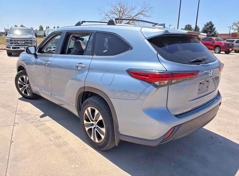 Продажа на аукционе авто 2022 Toyota Highlander, vin: 5TDHZRBHXNS241293, номер лота: 64161786