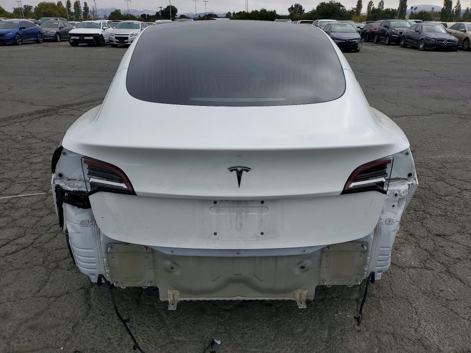 Продаж на аукціоні авто 2018 Tesla Model 3, vin: 5YJ3E1EA2JF155898, номер лоту: 64485166