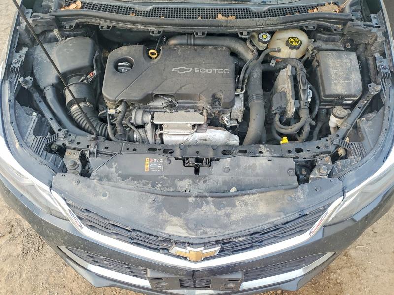 64597516 :رقم المزاد ، 3G1BD6SM0JS523635 vin ، 2018 Chevrolet Cruze مزاد بيع