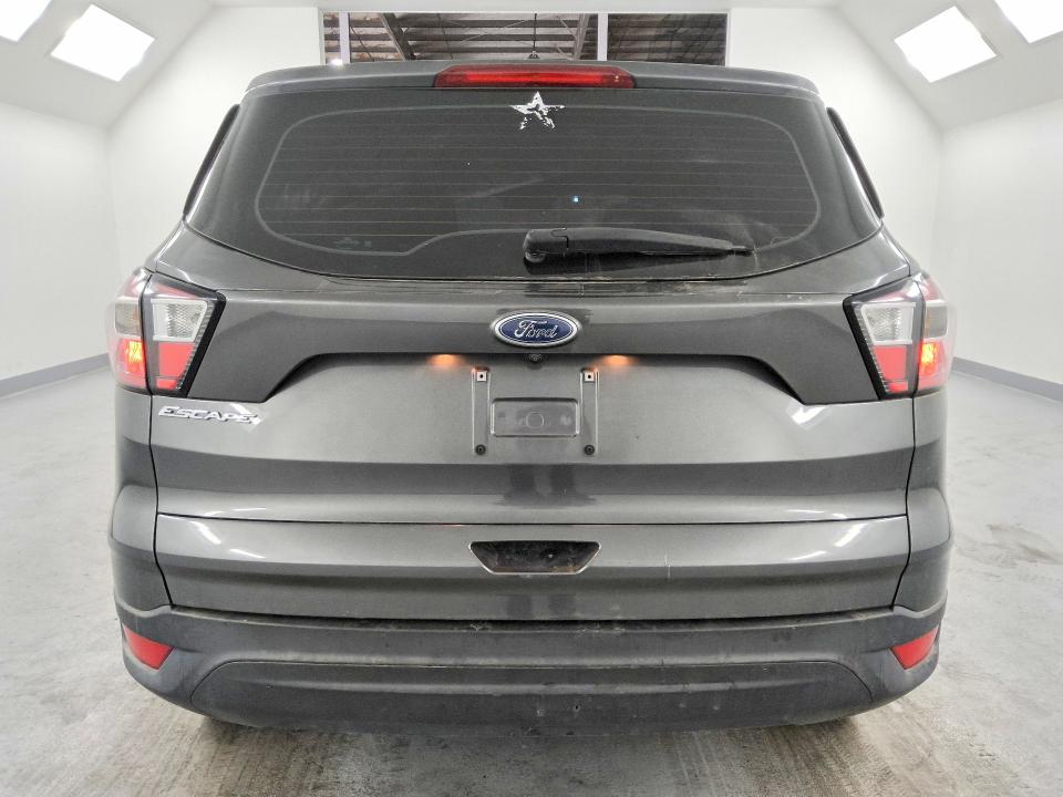 Auction sale of the 2018 Ford Escape, vin: 1FMCU0F70JUA04500, lot number: 62674986