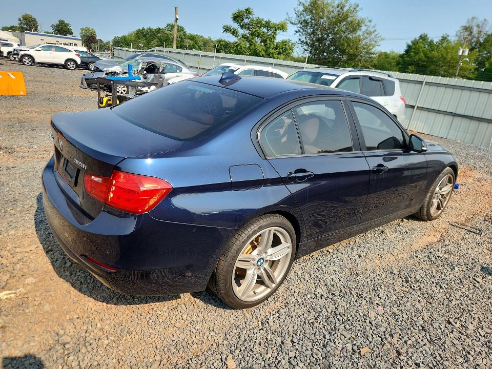 64944136 :رقم المزاد ، WBA3B5G57FNS20444 vin ، 2015 Bmw 328 مزاد بيع