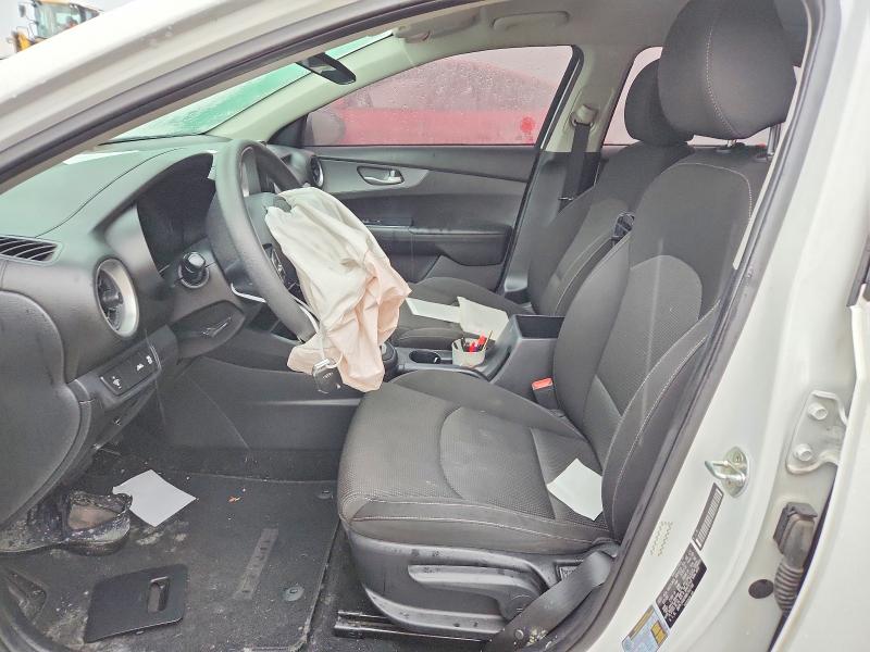 64782856 :رقم المزاد ، 3KPF24AD9ME262738 vin ، 2021 Kia Forte مزاد بيع
