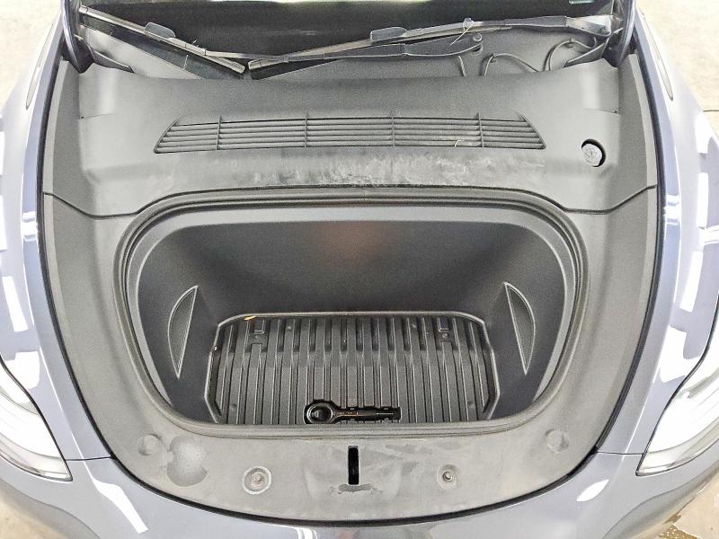 2023 Tesla Model Y მანქანა იყიდება აუქციონზე, vin: 7SAYGDEF1PF793939, აუქციონის ნომერი: 64691426