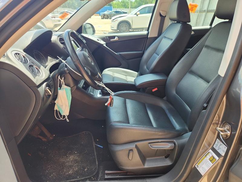 63670356 :رقم المزاد ، WVGBV7AX3GW563142 vin ، 2016 Volkswagen Tiguan مزاد بيع