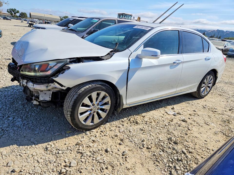 Aukcja sprzedaży 2013 Honda Accord, vin: 1HGCR3F83DA010282, numer aukcji: 65184186